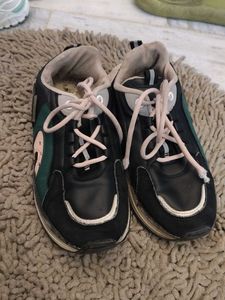 Stylish Colorblock Sneakers