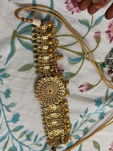 beautiful neck choker : no damage
