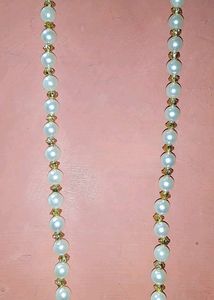 white &amp; golden pearl chain 3 Piece. in 80.