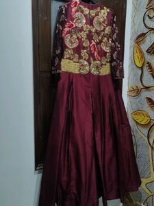 Ladies Party Gown