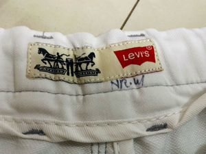 Mens Levis jeans(CLEARING MY STOCK ASAP)