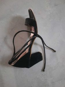 Black Wedge Criss- Cross Sandel
