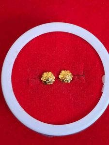 Beautiful New Star Shape Studs