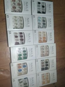 DIY Press-On Nail Bundle Set Of 4