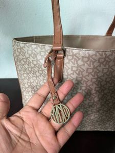 DKNy Tote Bag