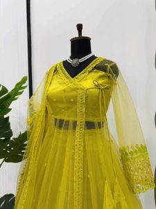 🆕️🆕️Lehenga,  Blouse, Shrug &amp; Dupatta Set