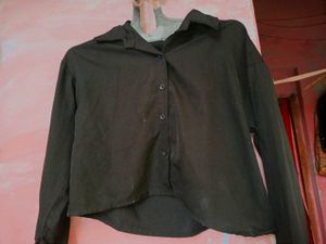 Black Crop Top Shirt