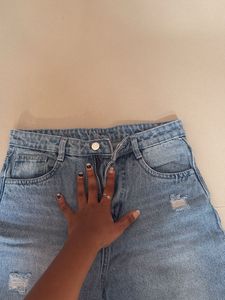 Distressed Wide Leg Blue Jeans
