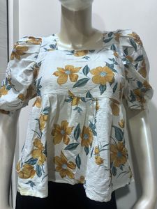 Floral Puff Sleeve Top