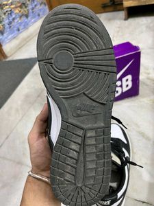 NIKE PANDA DUNKS UK 7 (41)