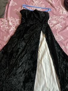 Elegant Black &amp; White Flared Barbie Gown