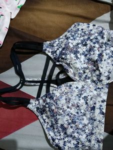 Victoria Secret Sports Bra ,Sherry Black