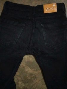 Stylish Knee Black Jeans