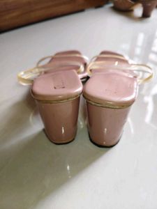 STYLOS'STAIN TRANSPARENT STRAP SANDAL