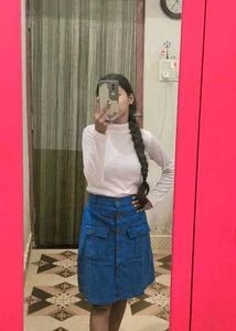 Stylish Mini Skirt