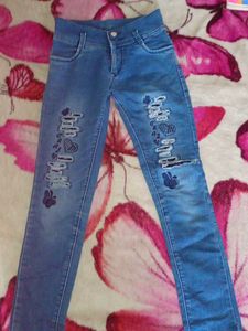Cute Girls' Distressed Denim Jeans