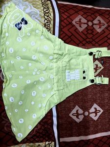 💛🩷💜 combo of Girls dress