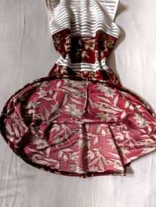 crimson red-white floral mini summer dress 🍒