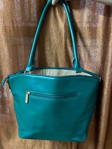 Caprese Handbag