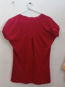 Trendy Women&#39;s Solid Red Top – Stylish &amp; Comfortab