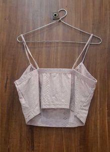 Woman&#39;s Pretty Top