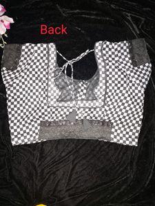 Grey &amp; Black Beautiful Saree With Blouse