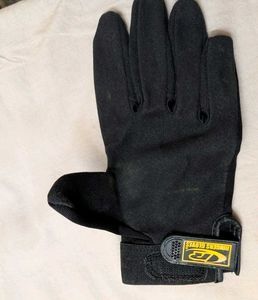 Biking gloves