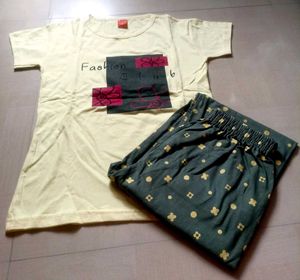Very New Women Nightsuit(size S)