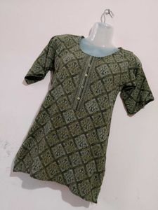 Short Kurti