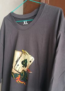 ✨Dark Grey Graphic T-Shirt – Bold Stylish look