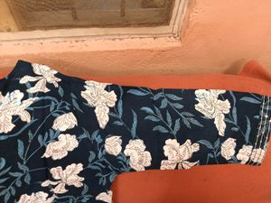 Brand New Blue Floral Print Kurta Set - XXL SIZE