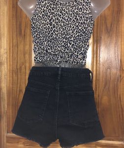 H&amp;M Black Shorts