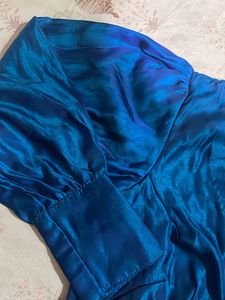 Bell Sleeves Blouse With Strings Tied On Waist