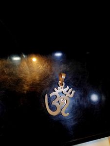 om pandent pure silver