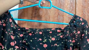 Silk Black Knot Top, No Damage Top, Like  New