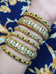 Metal Bangles Set