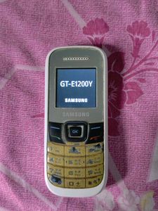 Samsung GT-E1200Y working