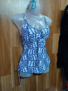 Beautifull Sports/gym/swiming Top