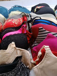 20 Fully Padded Bras