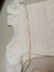 Creame Suit
