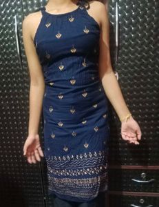Elegant Blue Embroidered Kurta