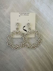 Its A New Earring Will Look Good With Black Saree✨