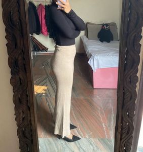 Nude Pant