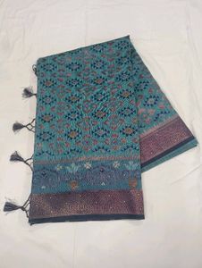 Teal Diamond Pattern Saree