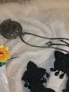 Geometric sequence beaded fabric earring