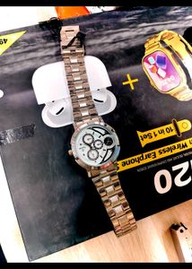 Elegant Silver Wrist Watch