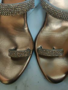 Beautiful Sparkly Sandal