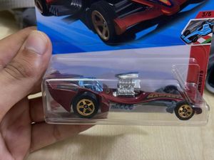 Hot Wheels Madfast (Rs.299)