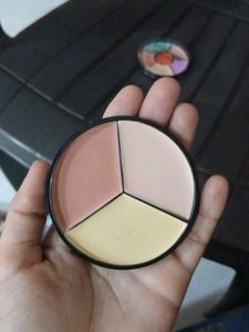 set of 2 colour corrector palette
