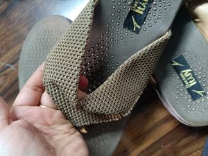 Comfortable Daego Italy Thong Flipflops